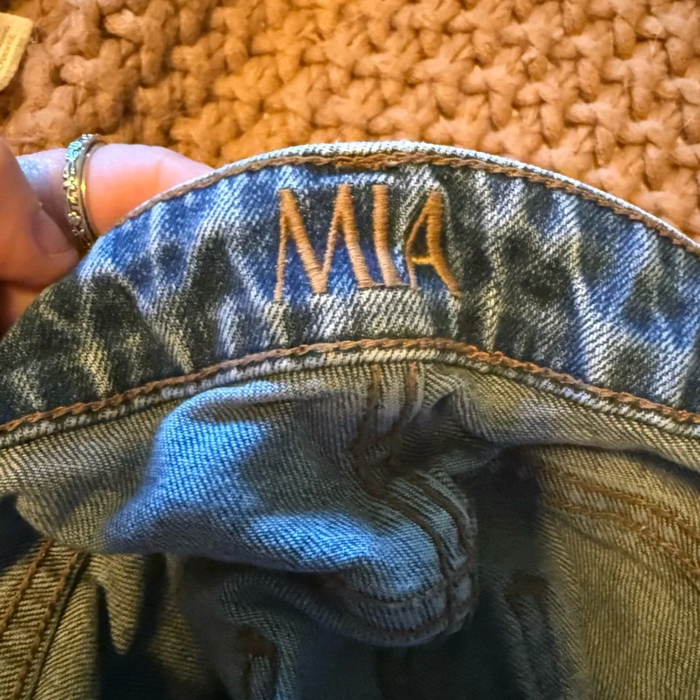 Kimes Ranch Women’s Mia Jeans 8x32 - Picture 3 of 7